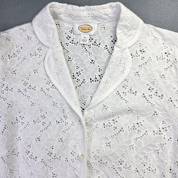 Talbots Shirt Womens 16 White Eyelet Lace Floral Top Scallop Hem Cottage Office - Picture 2 of 11